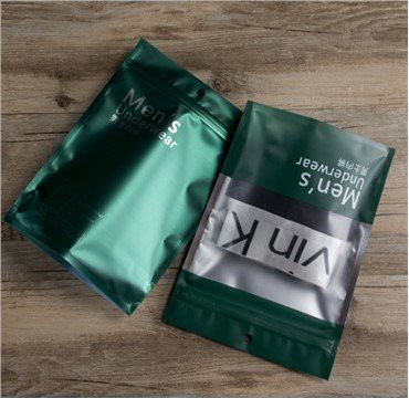 Mála Pouches Pacáistiú Doypack le Fuinneog Glan